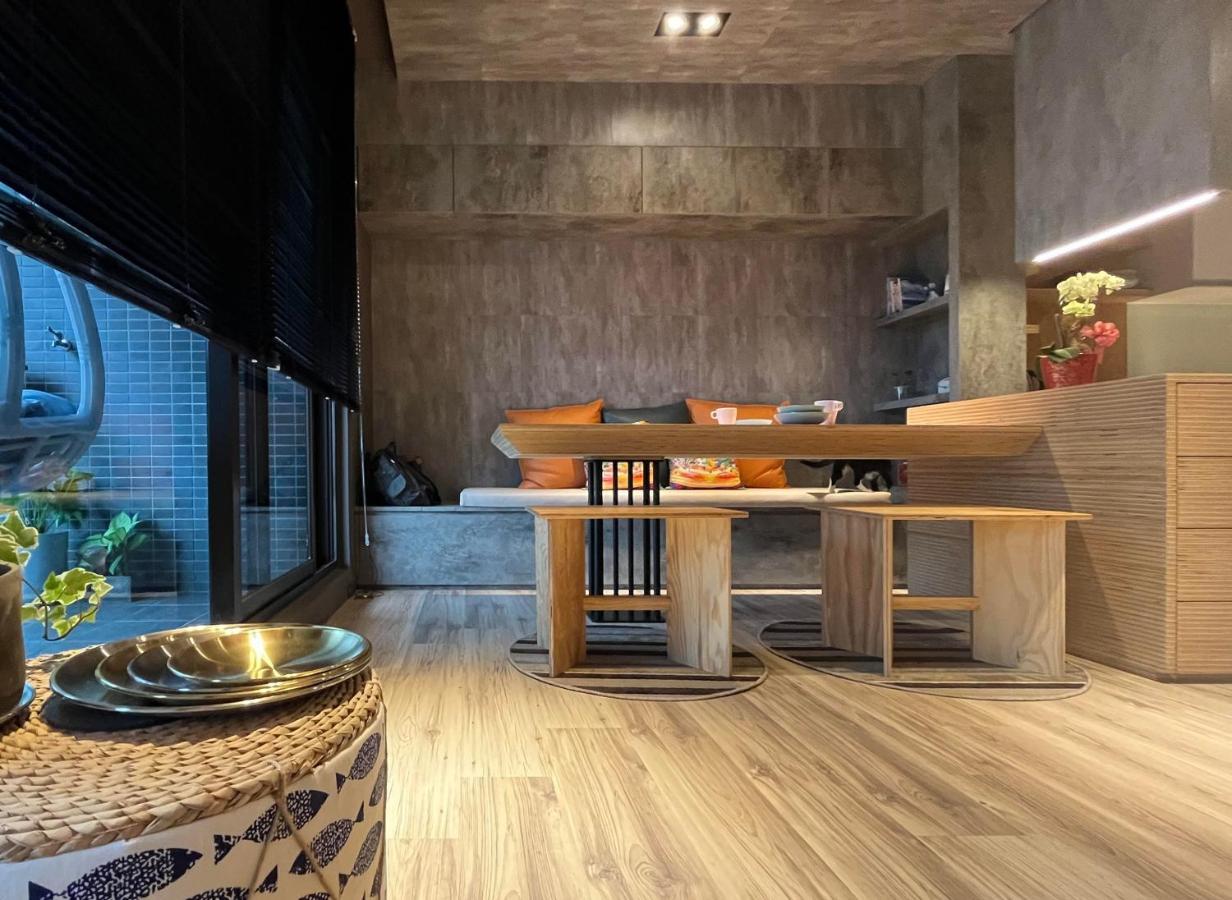 Toucheng Happyhouse頭城黑皮家 附早餐 Apartamento Exterior foto