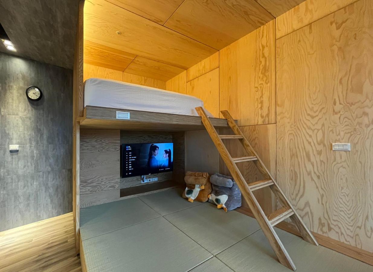Toucheng Happyhouse頭城黑皮家 附早餐 Apartamento Exterior foto
