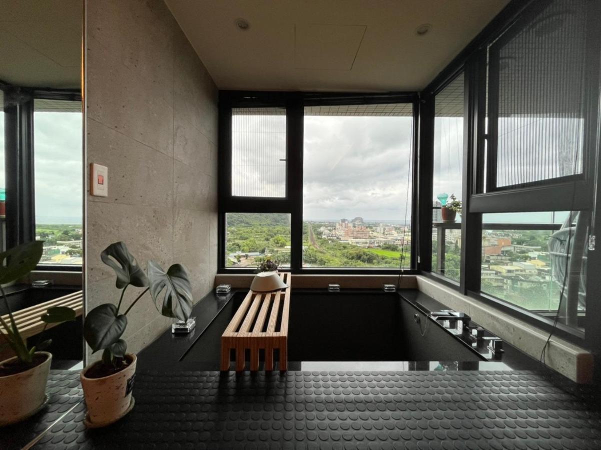 Toucheng Happyhouse頭城黑皮家 附早餐 Apartamento Exterior foto