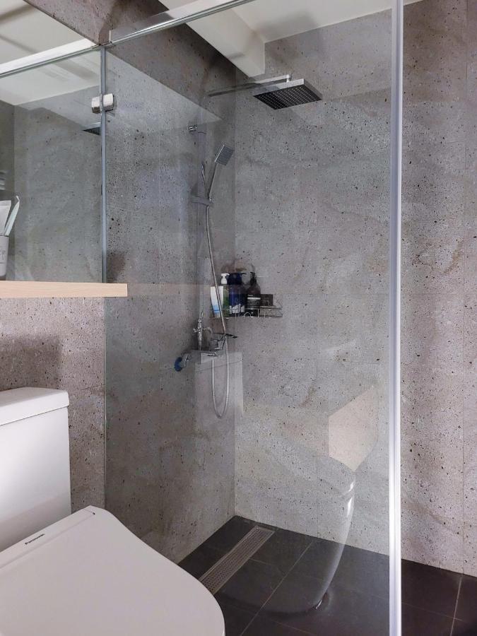 Toucheng Happyhouse頭城黑皮家 附早餐 Apartamento Exterior foto