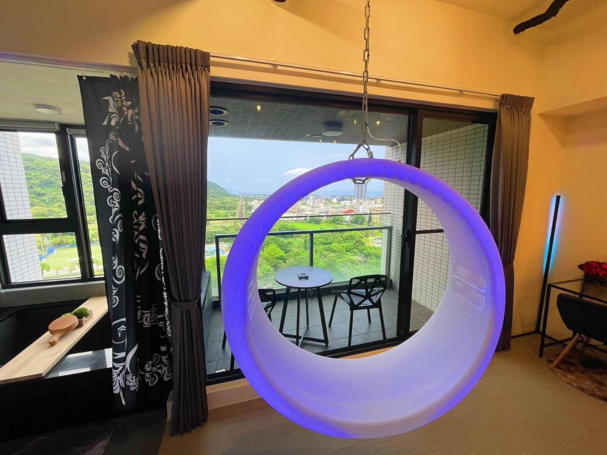 Toucheng Happyhouse頭城黑皮家 附早餐 Apartamento Exterior foto