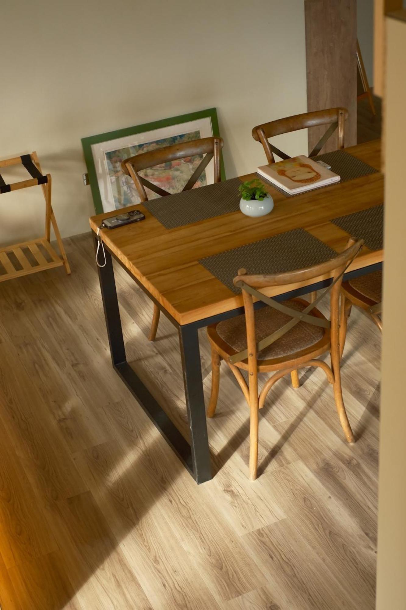 Toucheng Happyhouse頭城黑皮家 附早餐 Apartamento Exterior foto