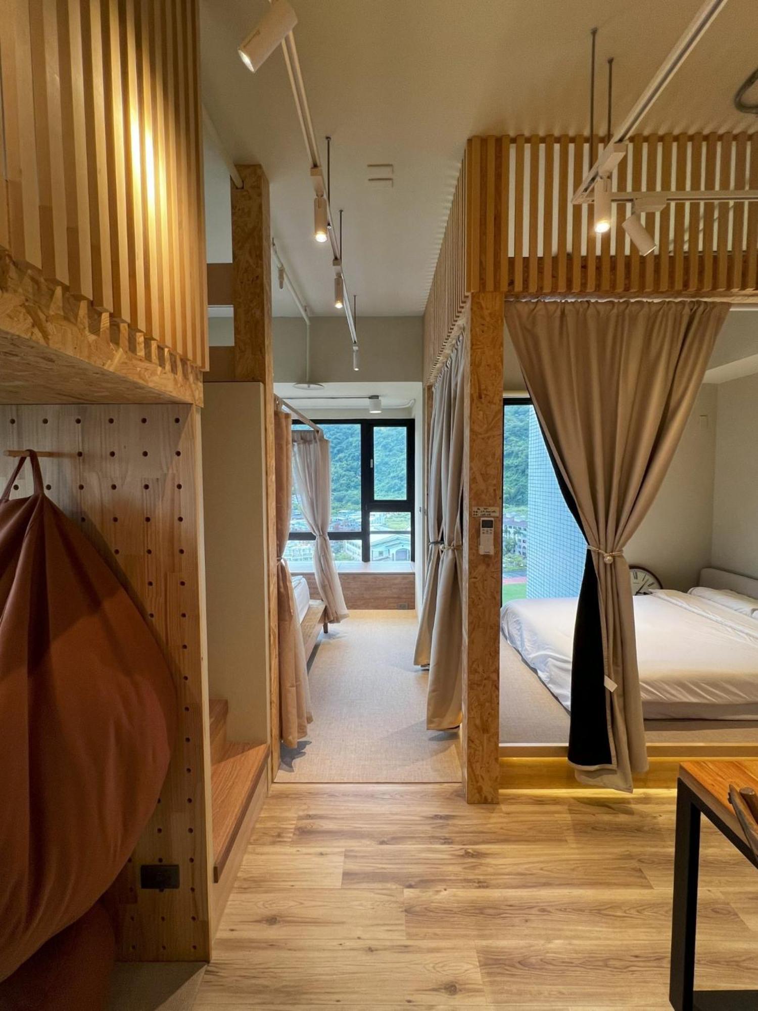 Toucheng Happyhouse頭城黑皮家 附早餐 Apartamento Exterior foto