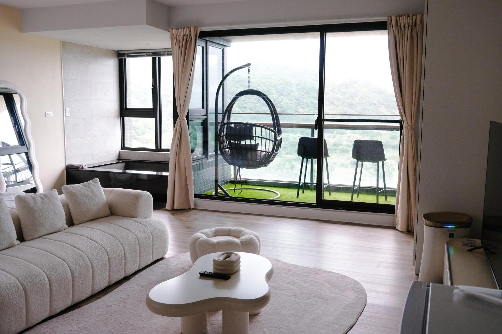 Toucheng Happyhouse頭城黑皮家 附早餐 Apartamento Exterior foto